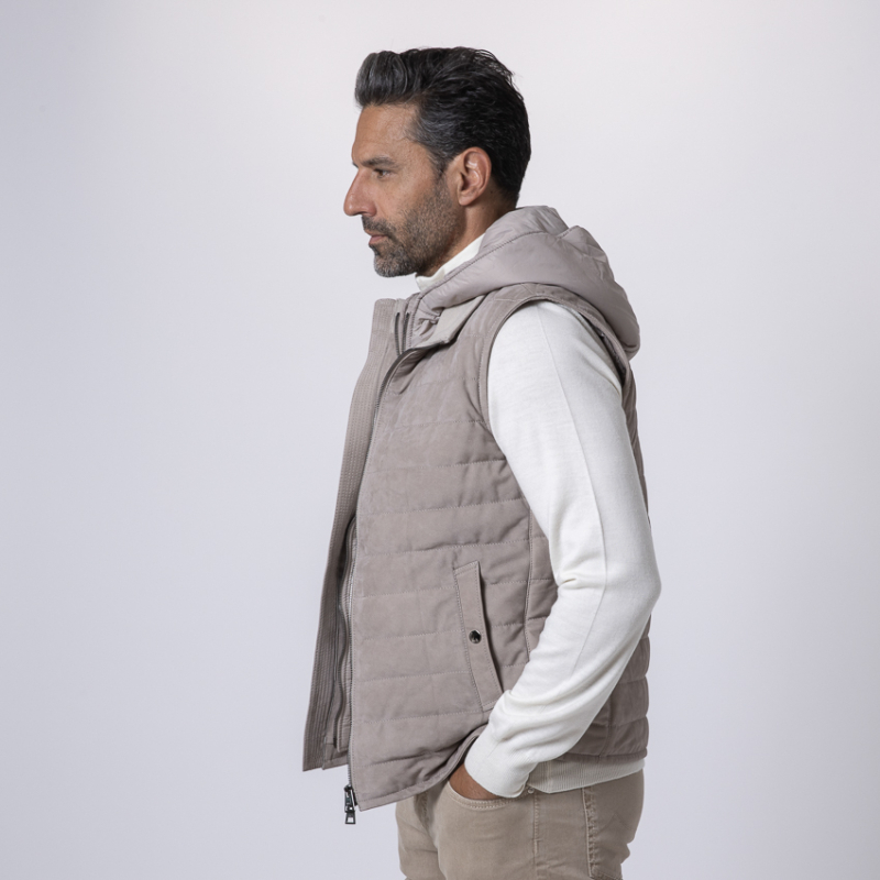 MANZONI24 - Gilet sans manches avec capuche taupe 2