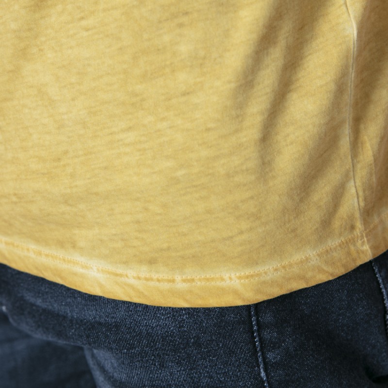 ANONYM x DUNCAN - T-shirt jaune moutarde à manches courtes