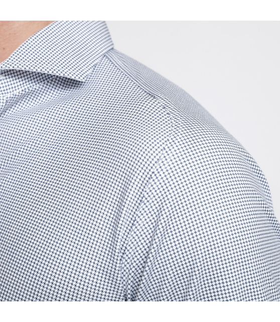 Desoto - Chemise blanche à petits motifs géométriques bleu marine