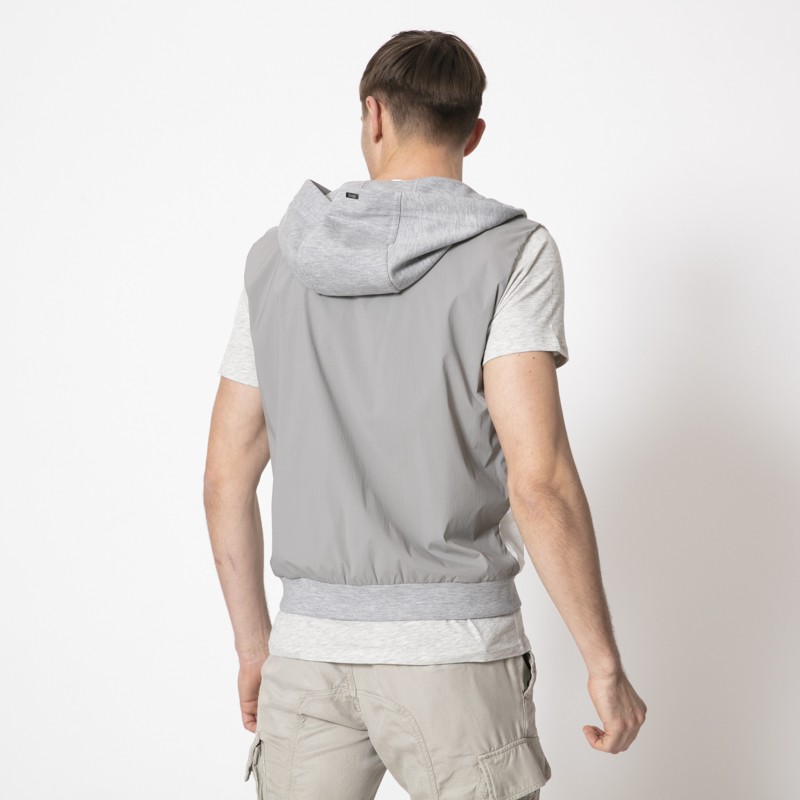HERNO - Blouson à capuche sans manches