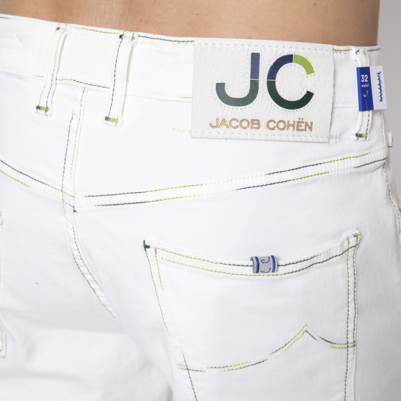 JACOB COHËN - Bermuda blanc à coutures colorées
