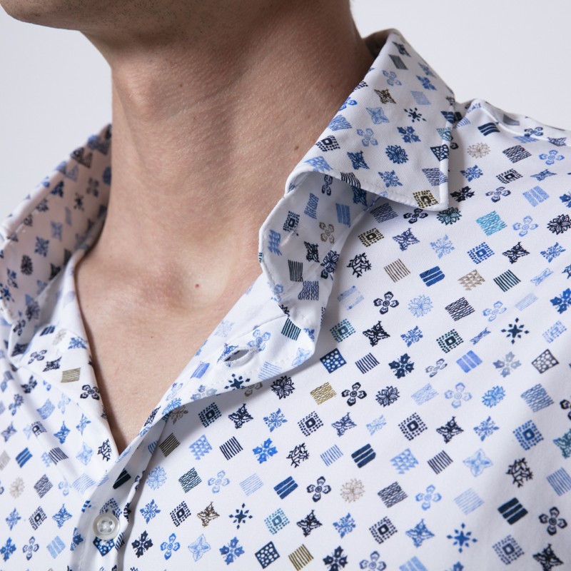 DUNCAN - Chemise blanche à motifs géométriques bleus et marron