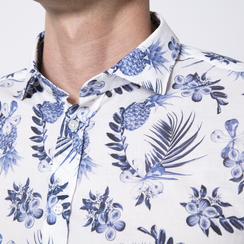 DUNCAN - Chemise blanche à motifs exotiques bleus