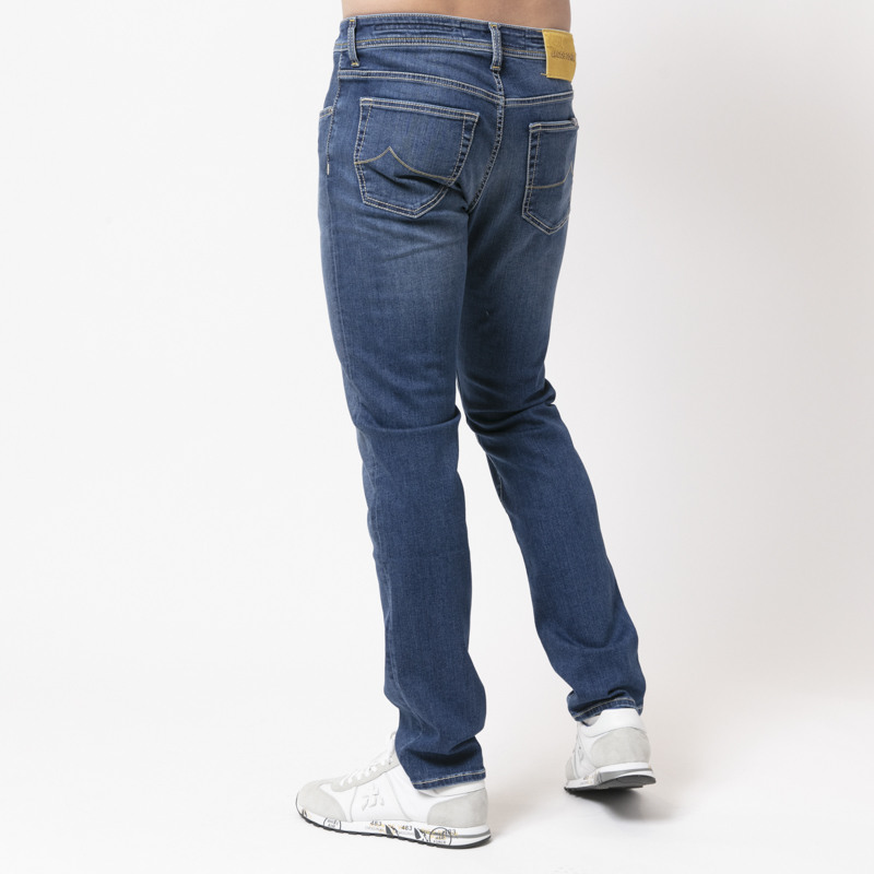 JACOB COHËN - Jeans bleu délavé à plaque jaune