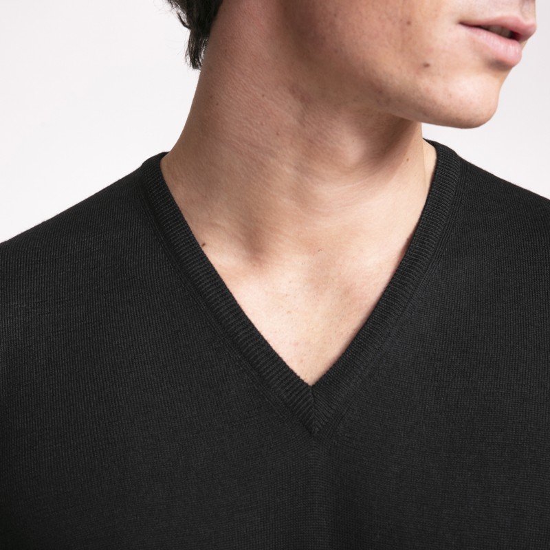 DUNCAN x GRAN SASSO - Pull noir à col V